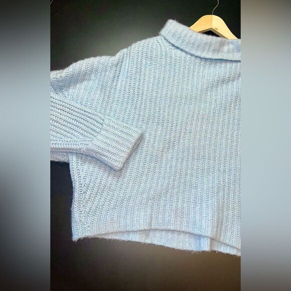 Maeve by Anthropologie Light Blue Cropped Knit Sweater Wool Alpaca Blend Sz. M - Picture 1 of 8